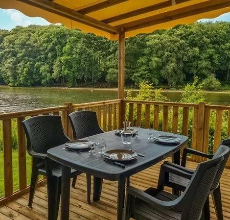 Camping Les Cantarelles Campingplatz Alrance
