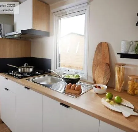 אתר קמפינג Camping Les Cantarelles Alrance